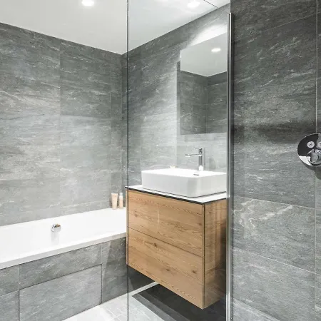 Joli Duplex 8 Pers, Skis Aux Pieds, Parking Couvert, Village - Fr-1-631-108 Courchevel